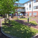 The rear garden and cycle path at Drovers House